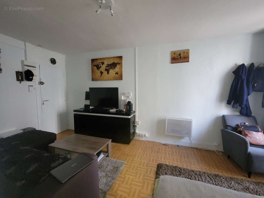 Appartement à CORBEIL-ESSONNES