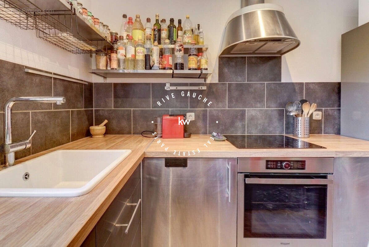 Appartement à PARIS-14E