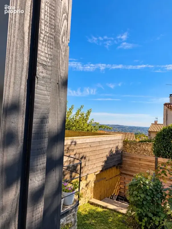 EXCLUSIVITÉ L’AGENCE   ROIFFIEUX   Charmante maison de village avec terrasse et grange aménageable - photo 3
