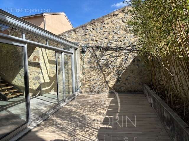 Maison à LIVRON-SUR-DROME