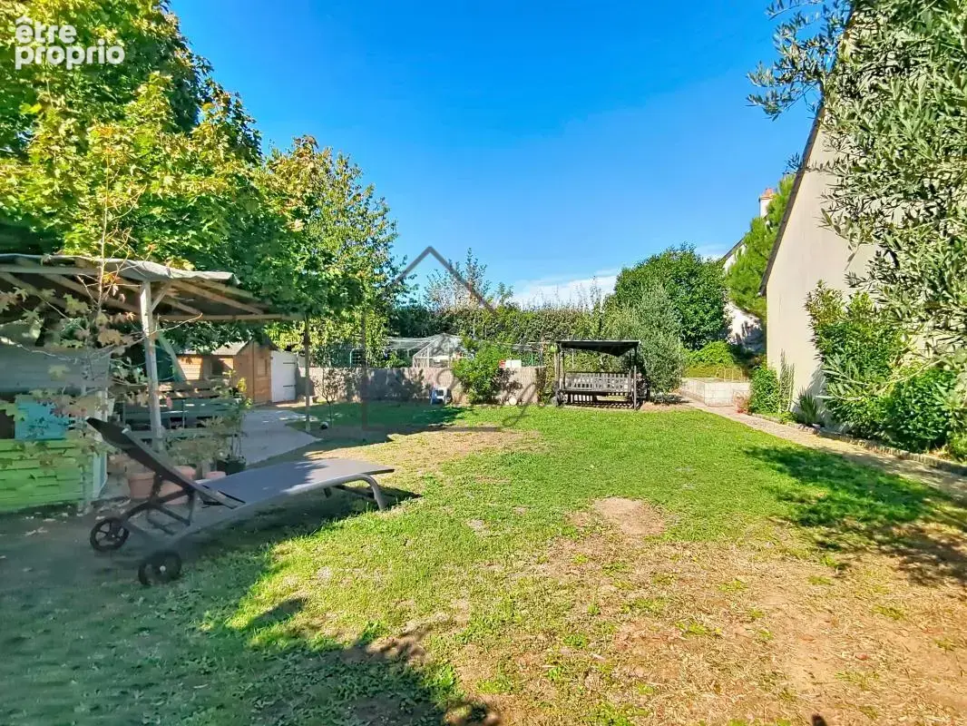 Maison 9 pièces 167 m² à vendre à Rochecorbon (37210) - photo 12