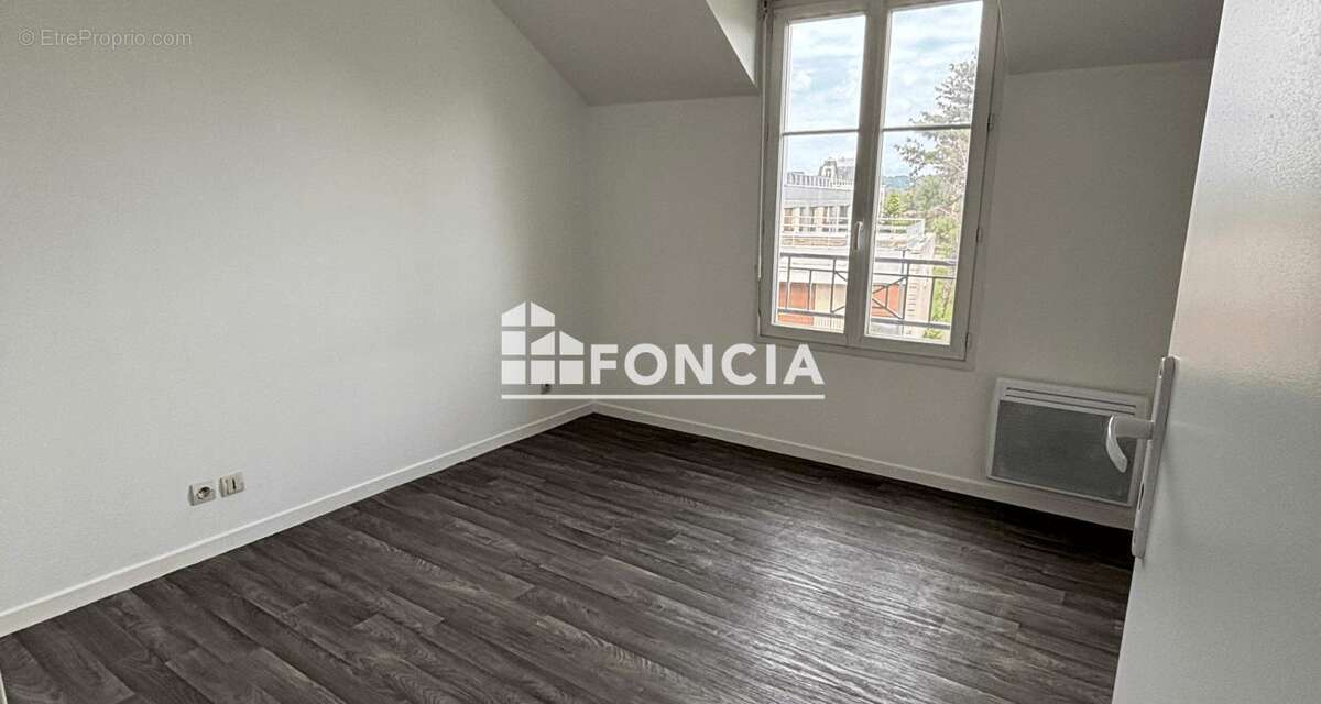 Appartement à SAINT-GRATIEN
