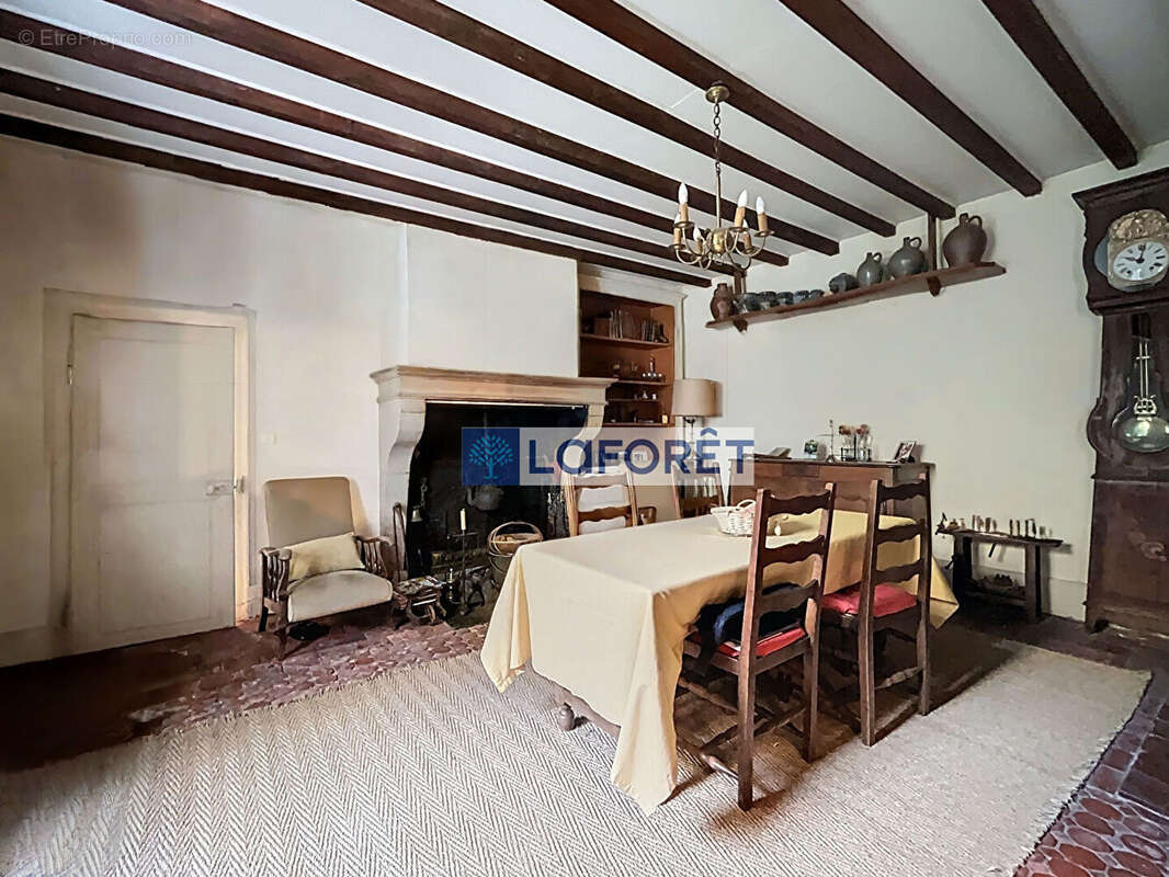 Maison à VAUX-SUR-BLAISE