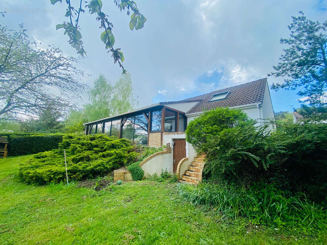 Maison à CHAMPAGNE-SUR-OISE