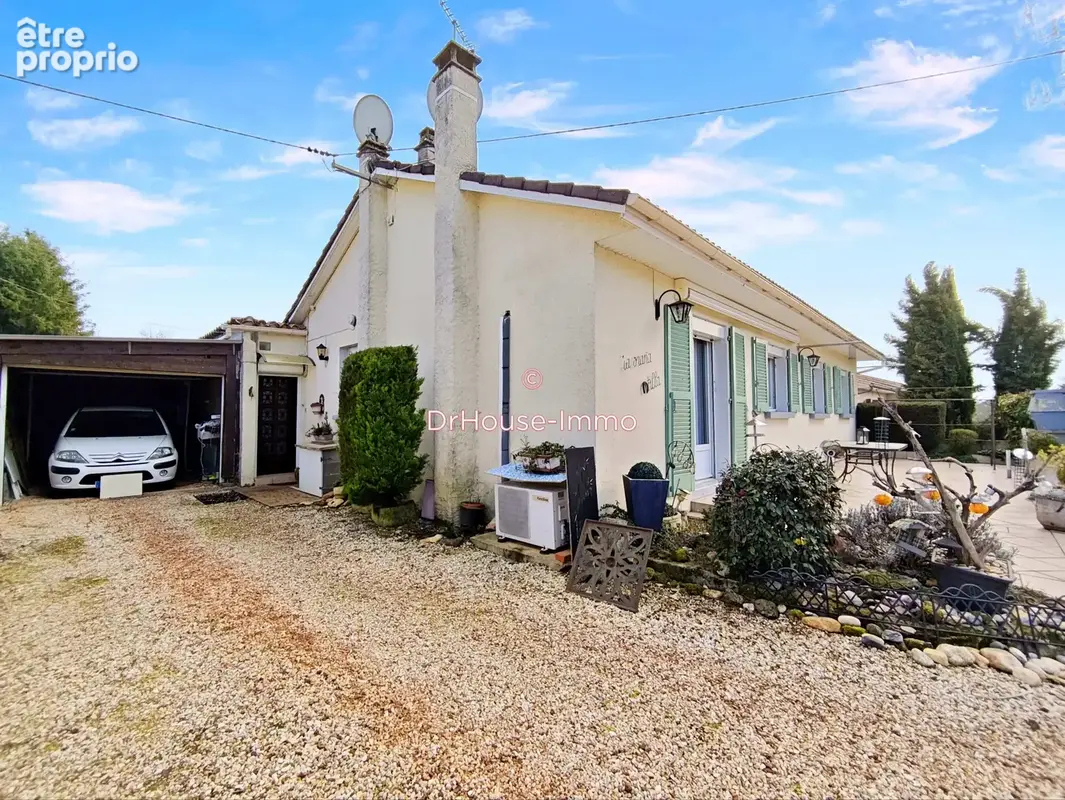 Maison 144 m² à Mayac  - photo 5