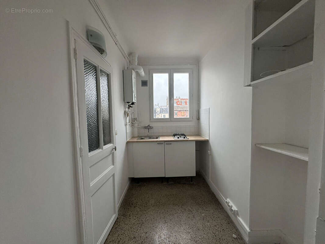 Appartement à AUBERVILLIERS