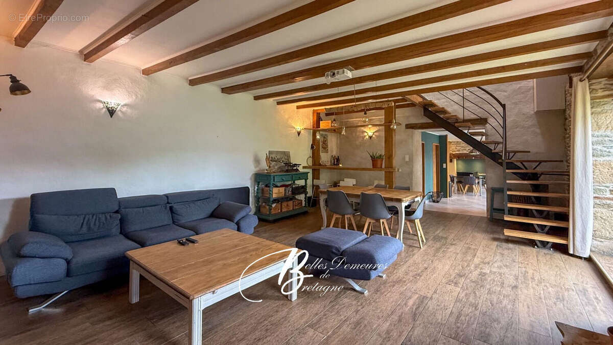 Maison à PLEYBEN