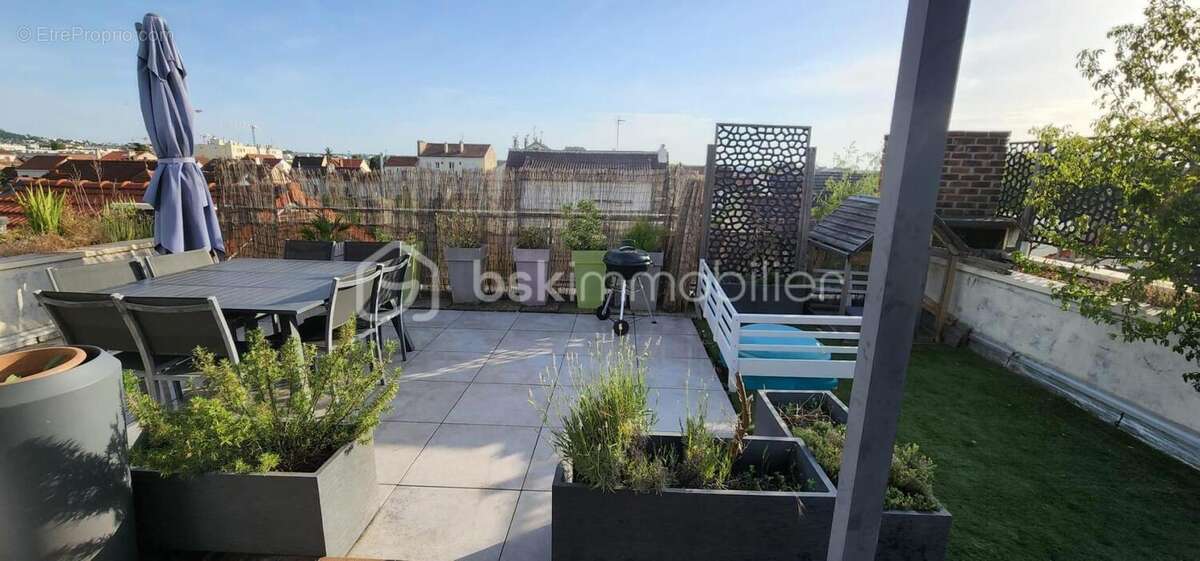 Appartement à NANTERRE