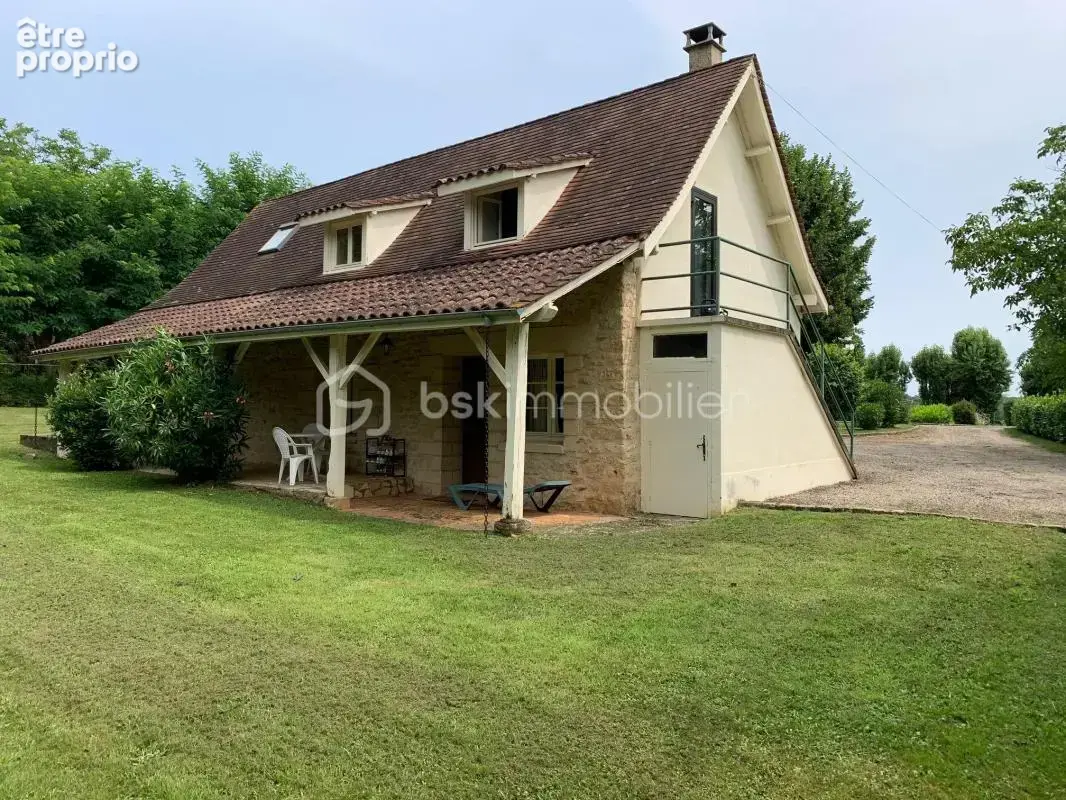 Propriété sans voisin proche de 2 belles maisons de style Périgourdin avec piscine - photo 6