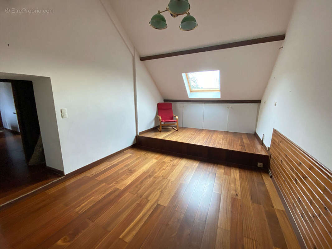 Maison de ville Vaux Sur Seine 7 pièce(s) 150 m2 - photo 7