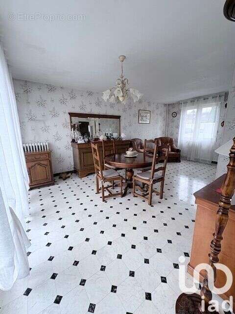 Photo 9 - Maison à SAINT-ETIENNE-DU-ROUVRAY