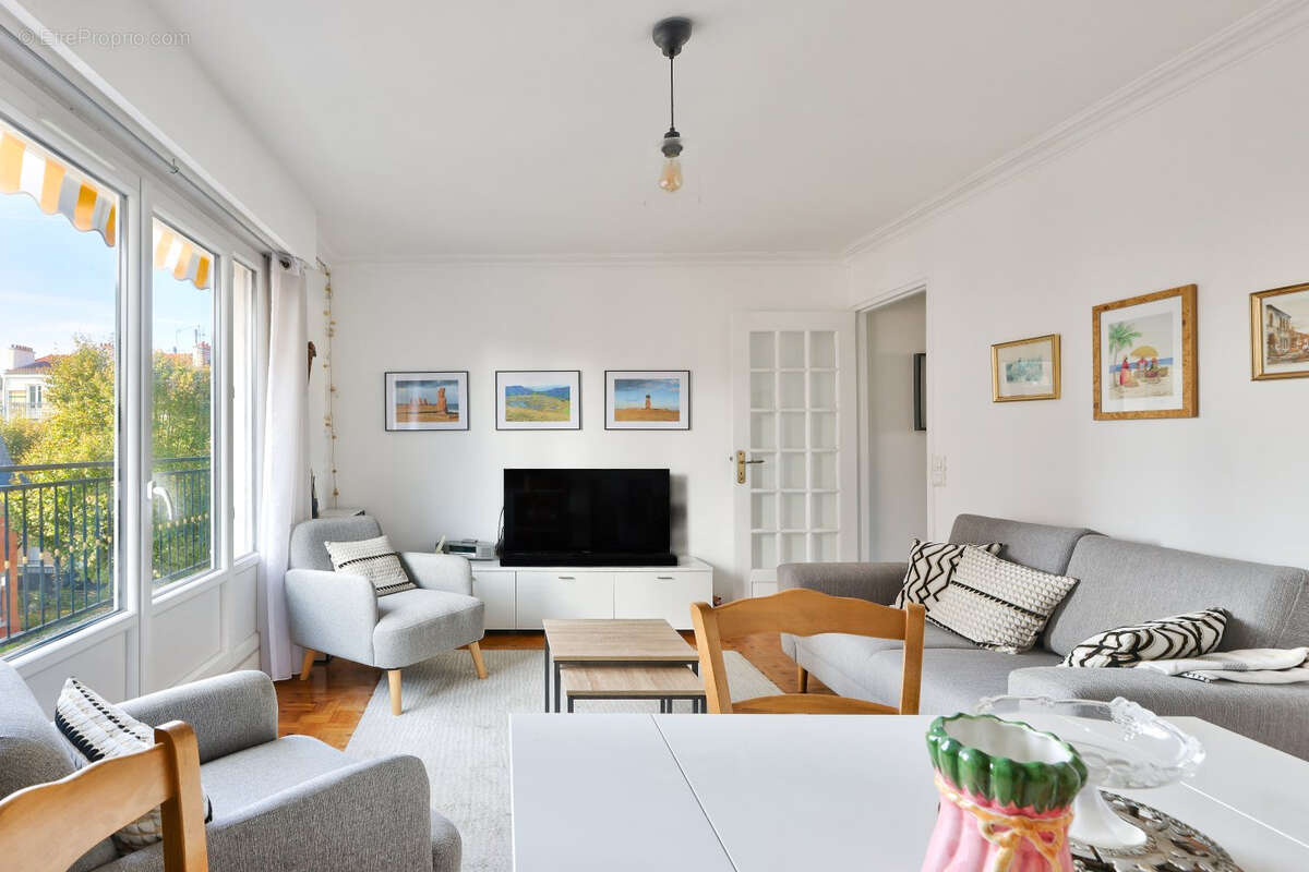 Appartement à NOGENT-SUR-MARNE