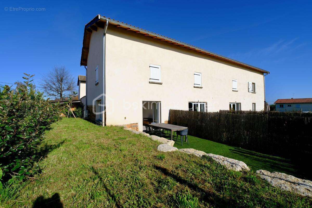 Maison à ARNAS