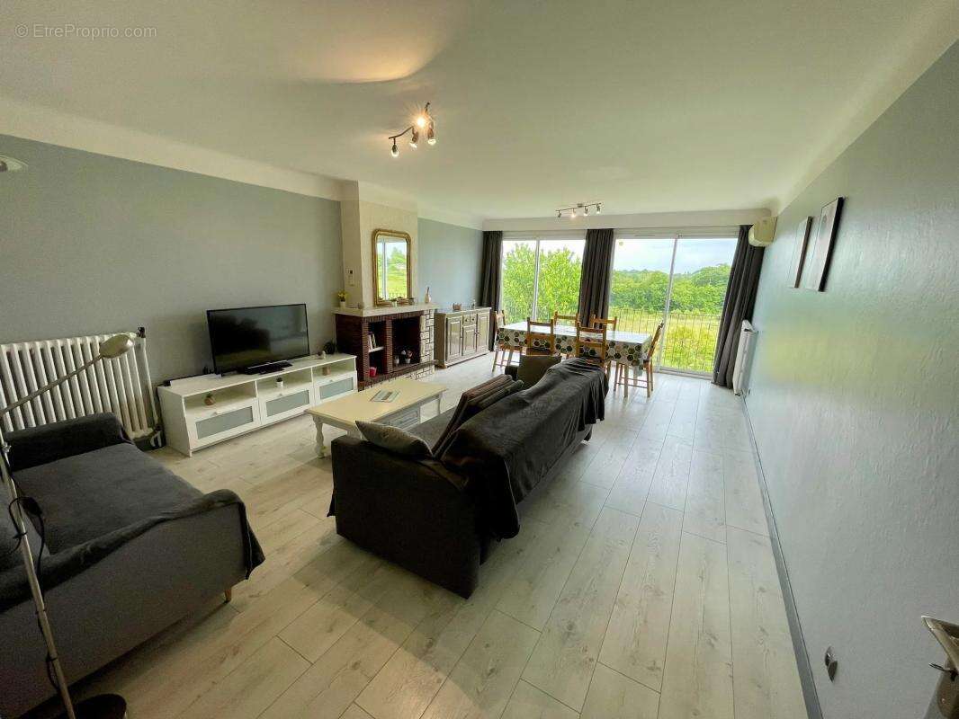 Appartement à CAZAUBON
