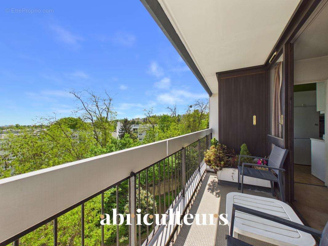 Appartement à GARCHES