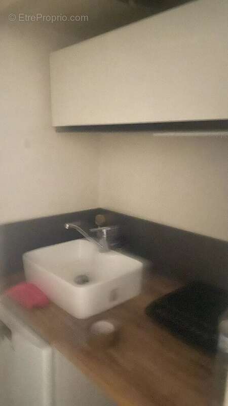 Appartement à PARIS-20E