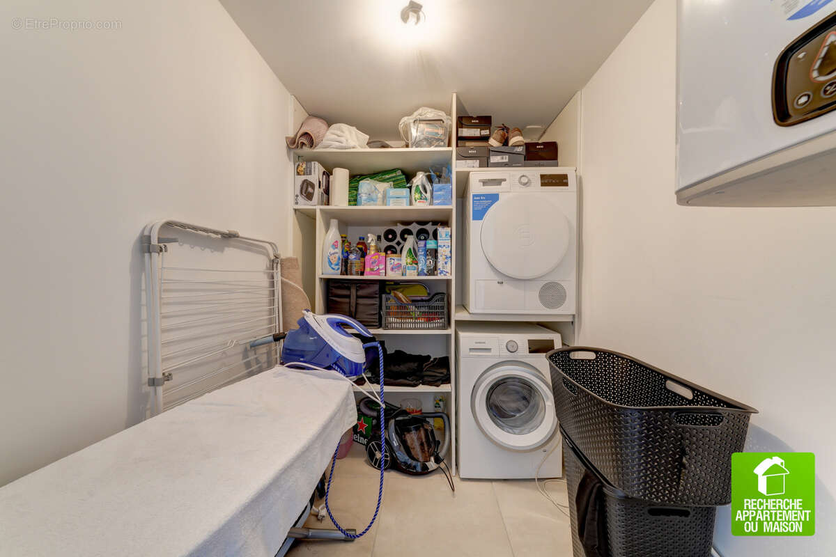 Appartement à LYON-8E