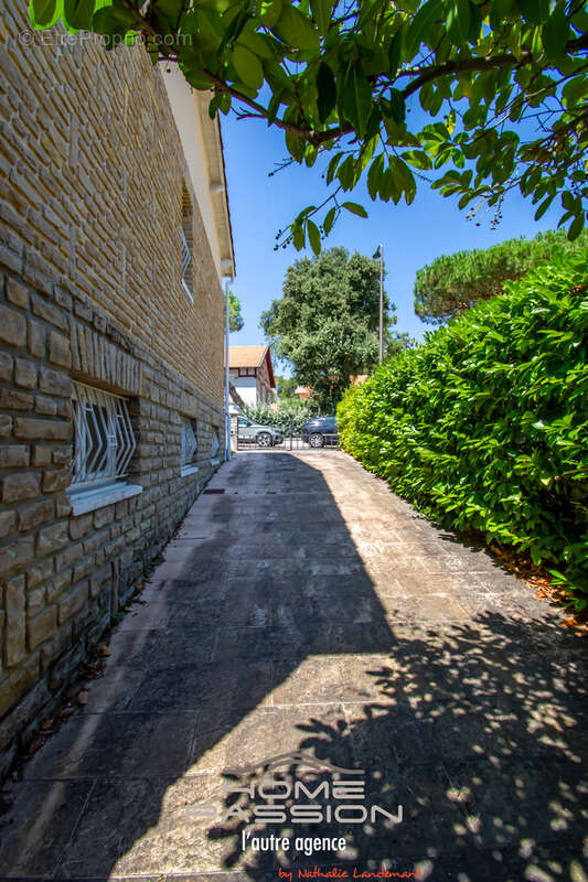 Royan   quartier de vallières    maison familiale a quelques pas de la plage - photo 30