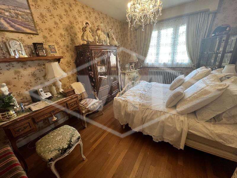 Maison à COMBS-LA-VILLE