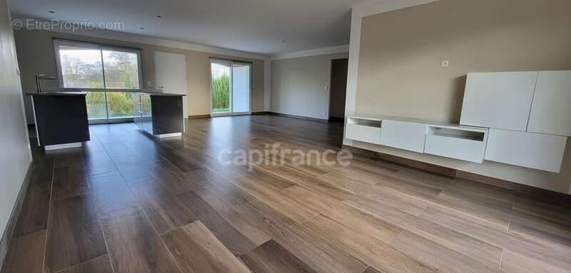 Maison à SALLES-DE-BARBEZIEUX