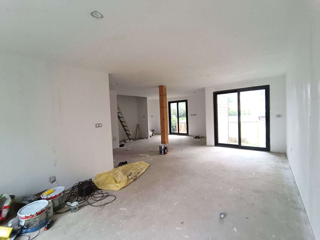 Maison à BEAUMONT-SUR-OISE