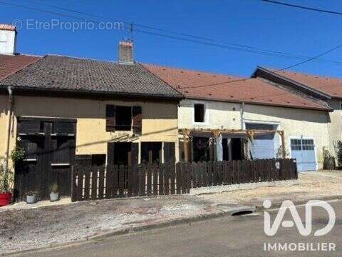 Maison 184 m² à Pressigny  - photo 2