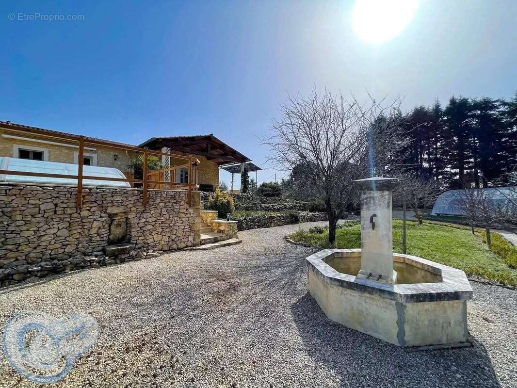 SAULT (84) Maison plain-pied avec vue sur le Mont Ventoux – 170 m² habitables – Parcelle de 3101 m² - photo 13