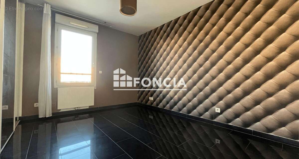 Appartement à BOURGOIN-JALLIEU