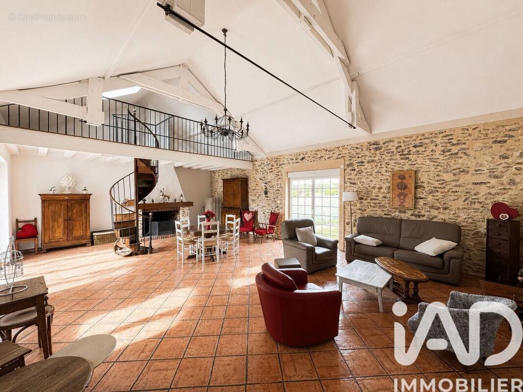 Photo 1 - Maison à RAMBOUILLET