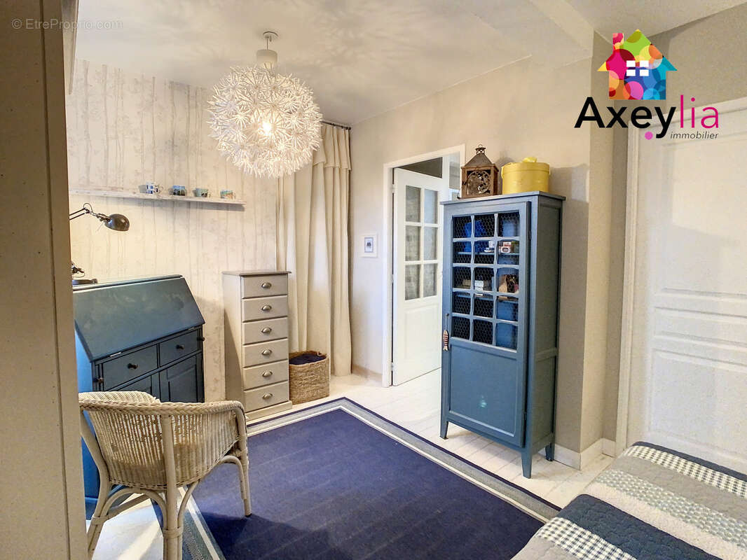 Maison à SAINT-HAON-LE-CHATEL