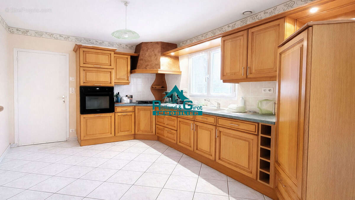 Maison à Cornille - photo 4