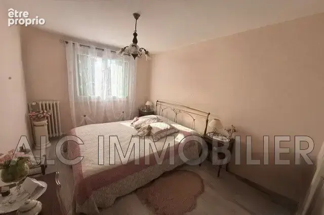 Appartement 84 m² à Alencon  - photo 4
