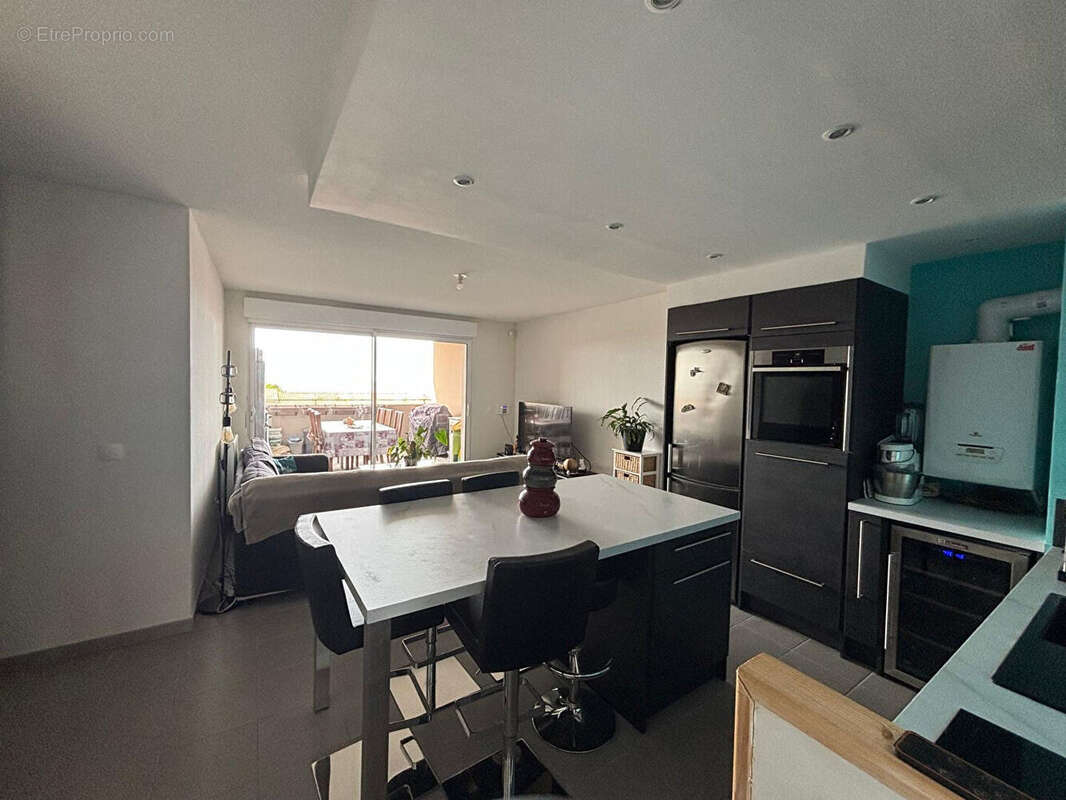 Appartement à PORT-DE-BOUC