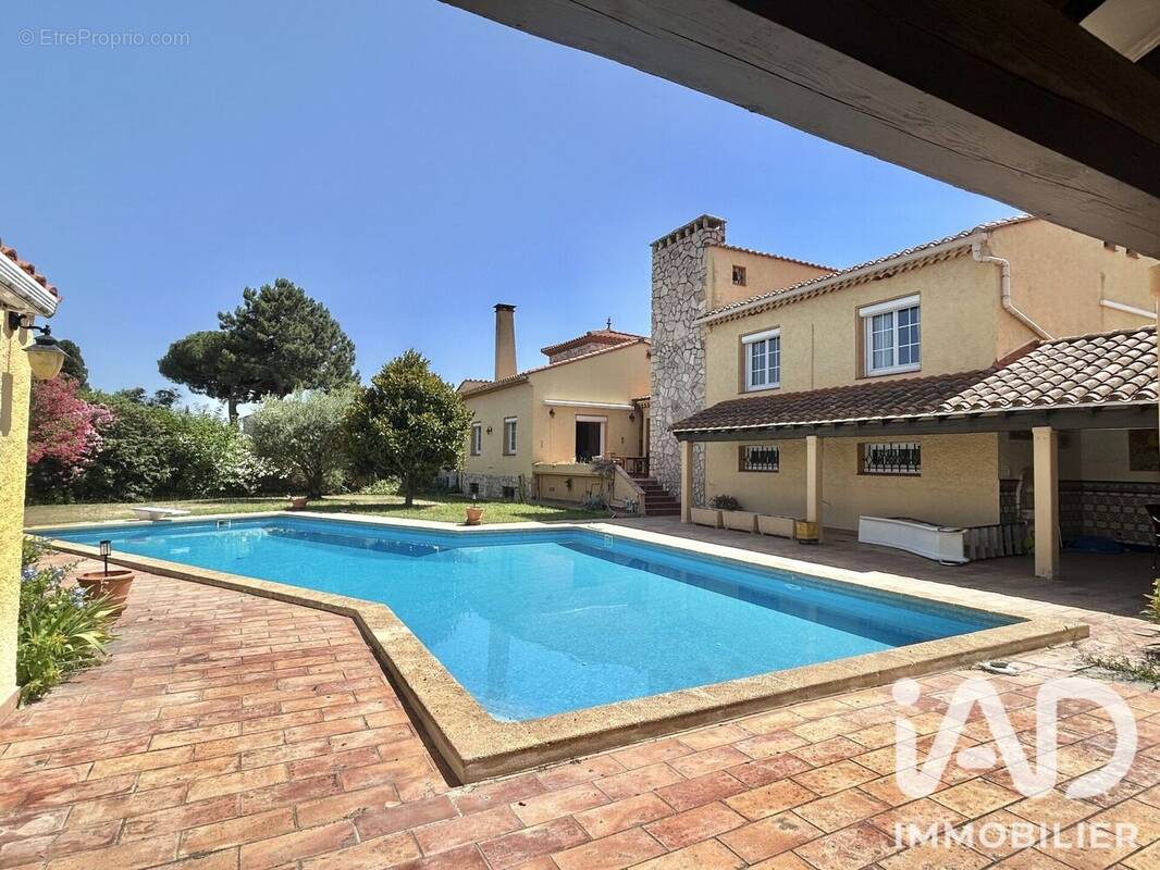 Photo 1 - Maison à ELNE