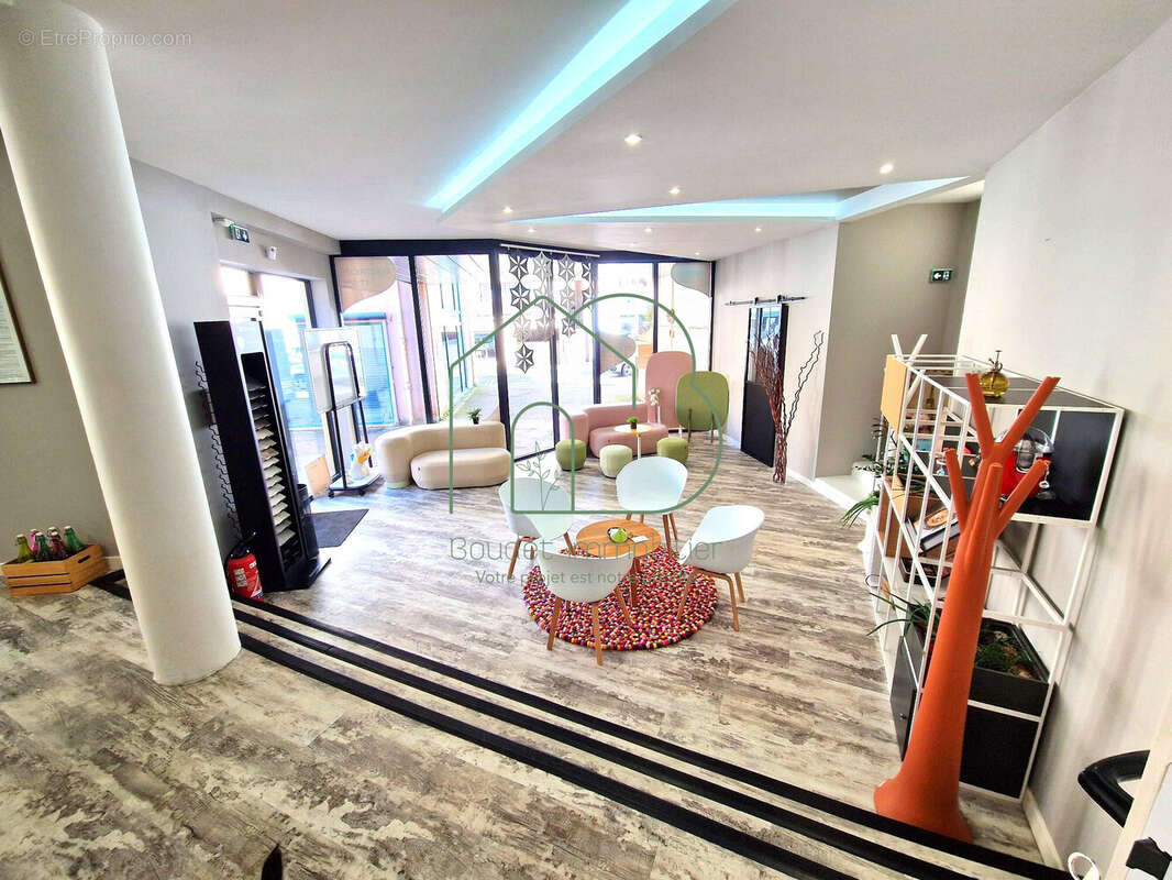 Commerce 164 m² à Decazeville  - photo 2