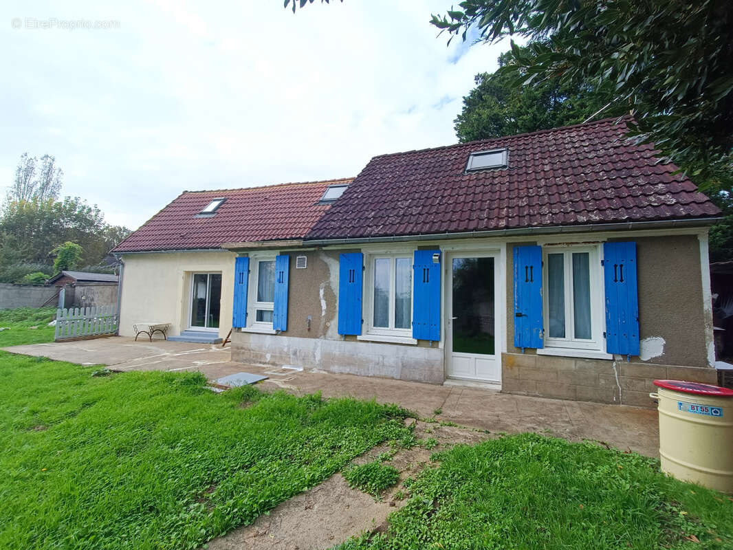 Maison à CHARENTONNAY