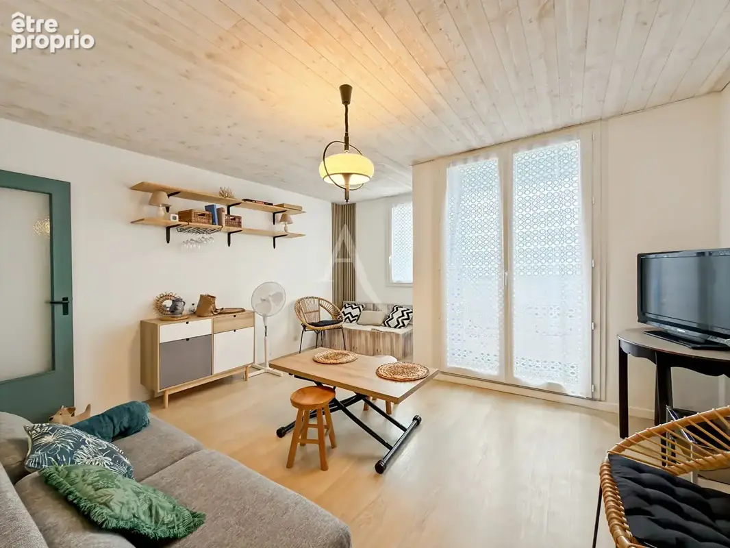 Appartement de type 2 entièrement rénové avec goût ! - photo 4