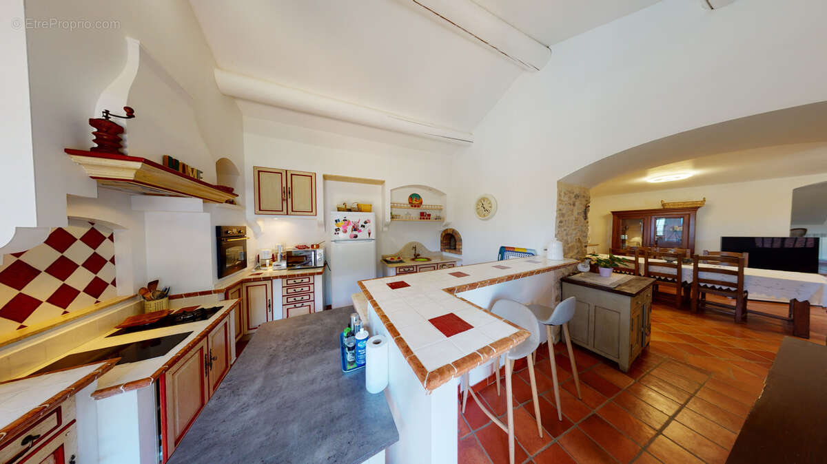Maison à PIOLENC