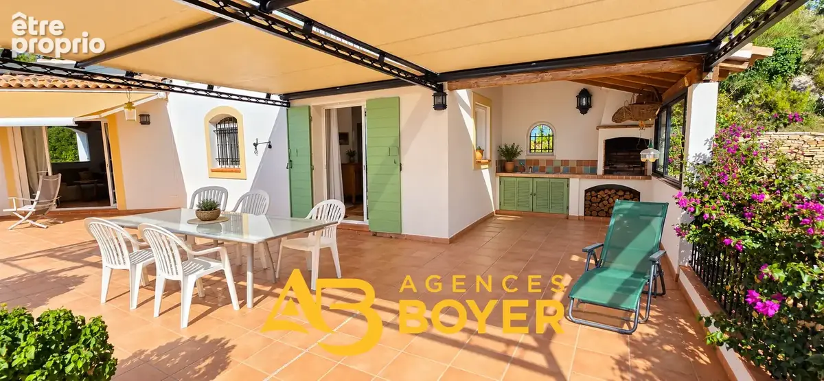 La Cadière-d’Azur   Villa à vendre de 210 m2 avec vue mer, piscine et appartement indépendant - photo 12