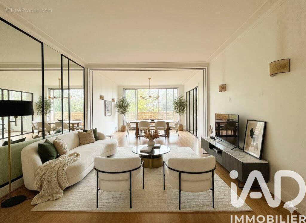 Photo 1 - Appartement à PARIS-16E