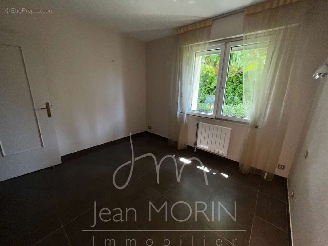 Maison à ROMANS-SUR-ISERE