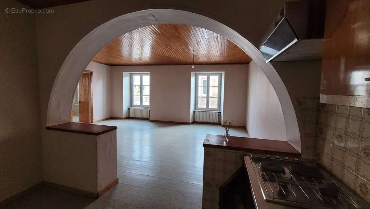 Appartement à SAINT-AGREVE