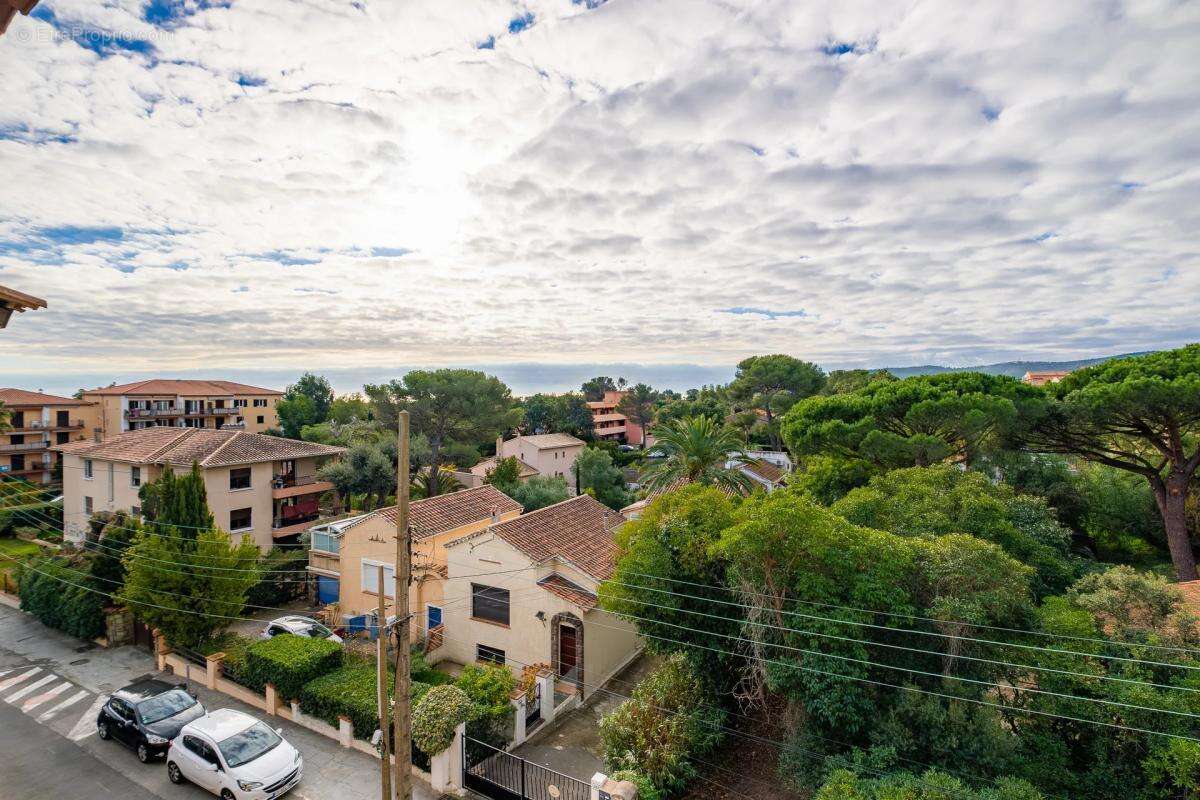 Appartement à FREJUS