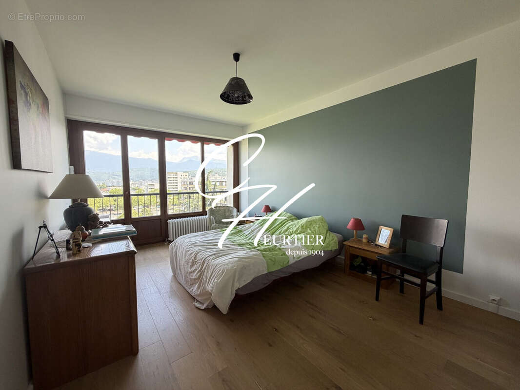 Appartement à ECHIROLLES