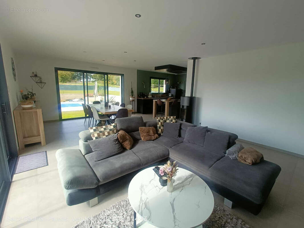 Maison à SAINT-PAUL-EN-PAREDS