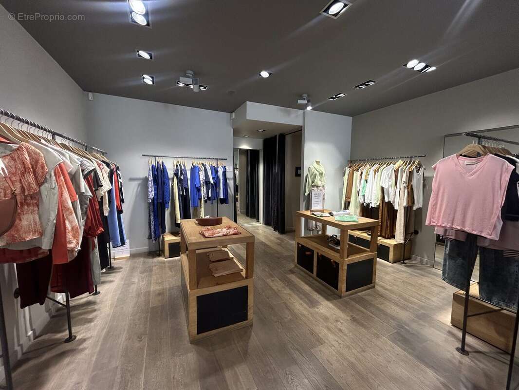 Commerce à LA ROCHELLE