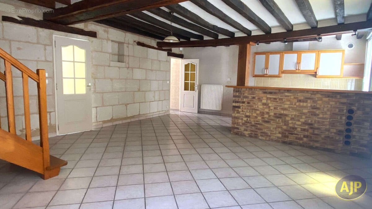 Maison à LE PLESSIS-GRAMMOIRE