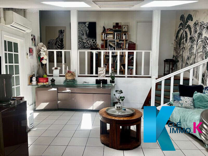 Maison à POIROUX