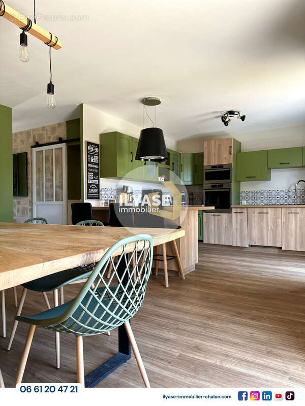 Maison 110 m2  3 ch  744 m2 - photo 6