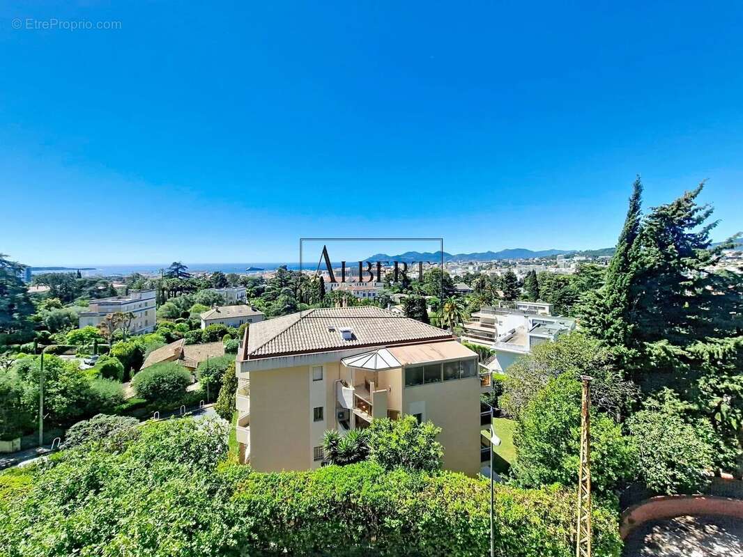 Appartement à CANNES